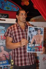 The Great Khali launches the Topps Slam Attax Trading Card Game to bring alive WWE experience for kids in Hamleys on 1st Dec 2011 (89).JPG